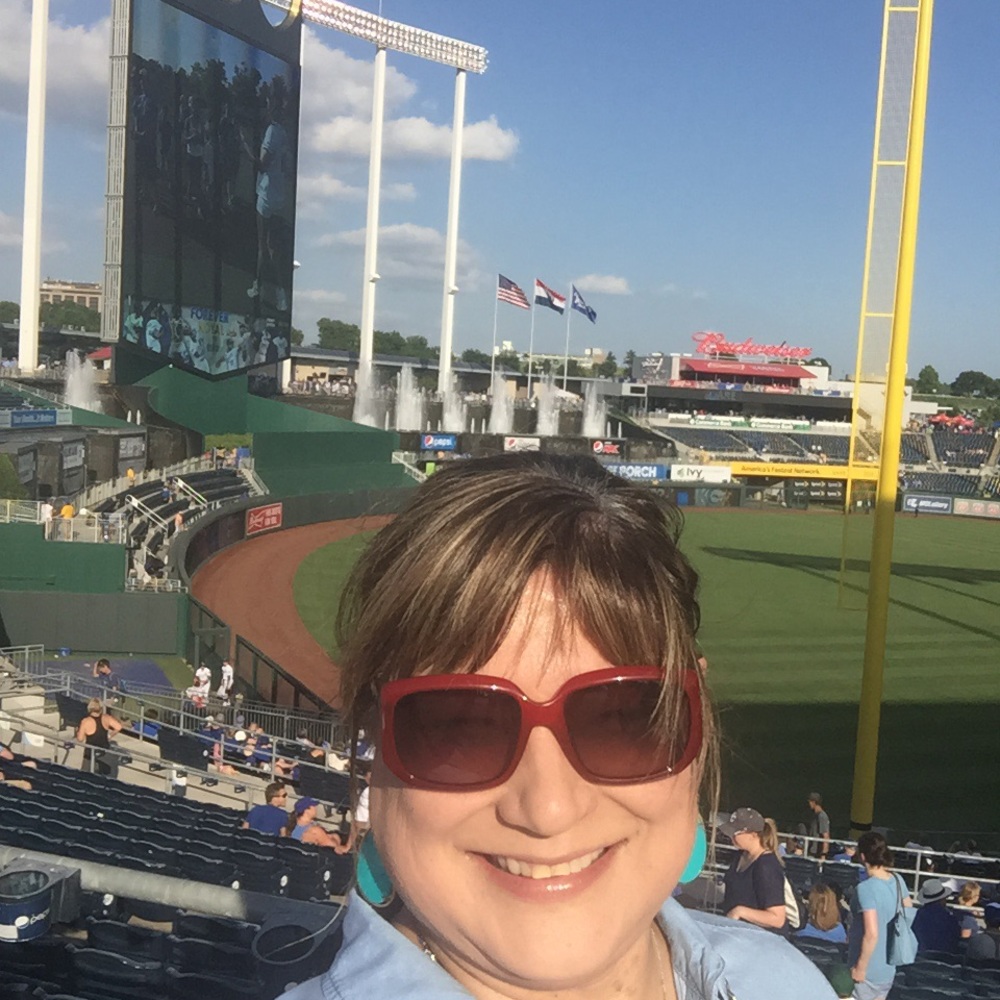 Meet your Posher, Corina